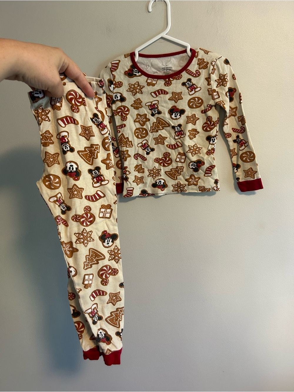 Joe fresh toddler 5 Mickey Christmas cookie Print 2pc pj sleep set